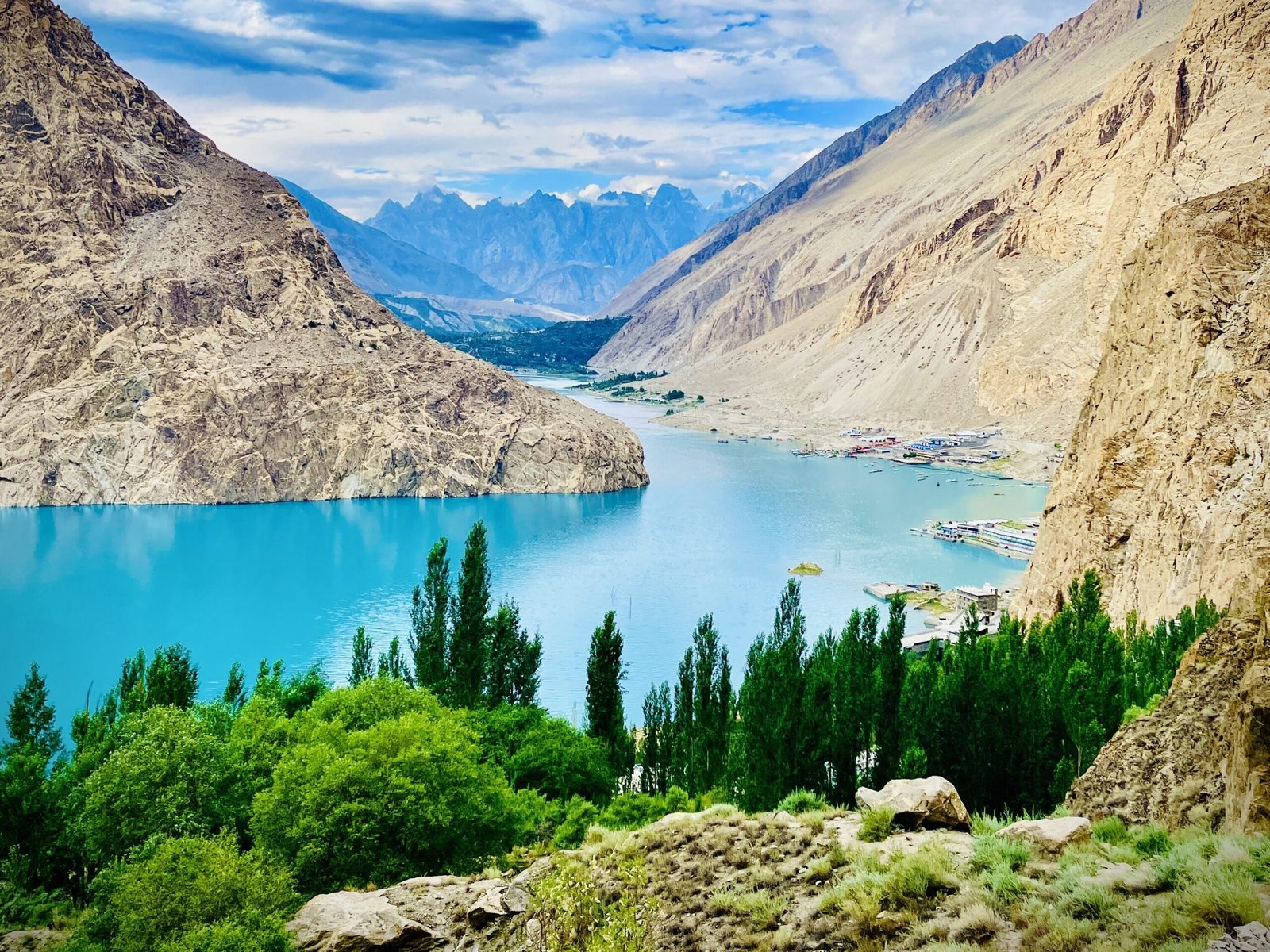 Hunza Valley tour package from Islamabad